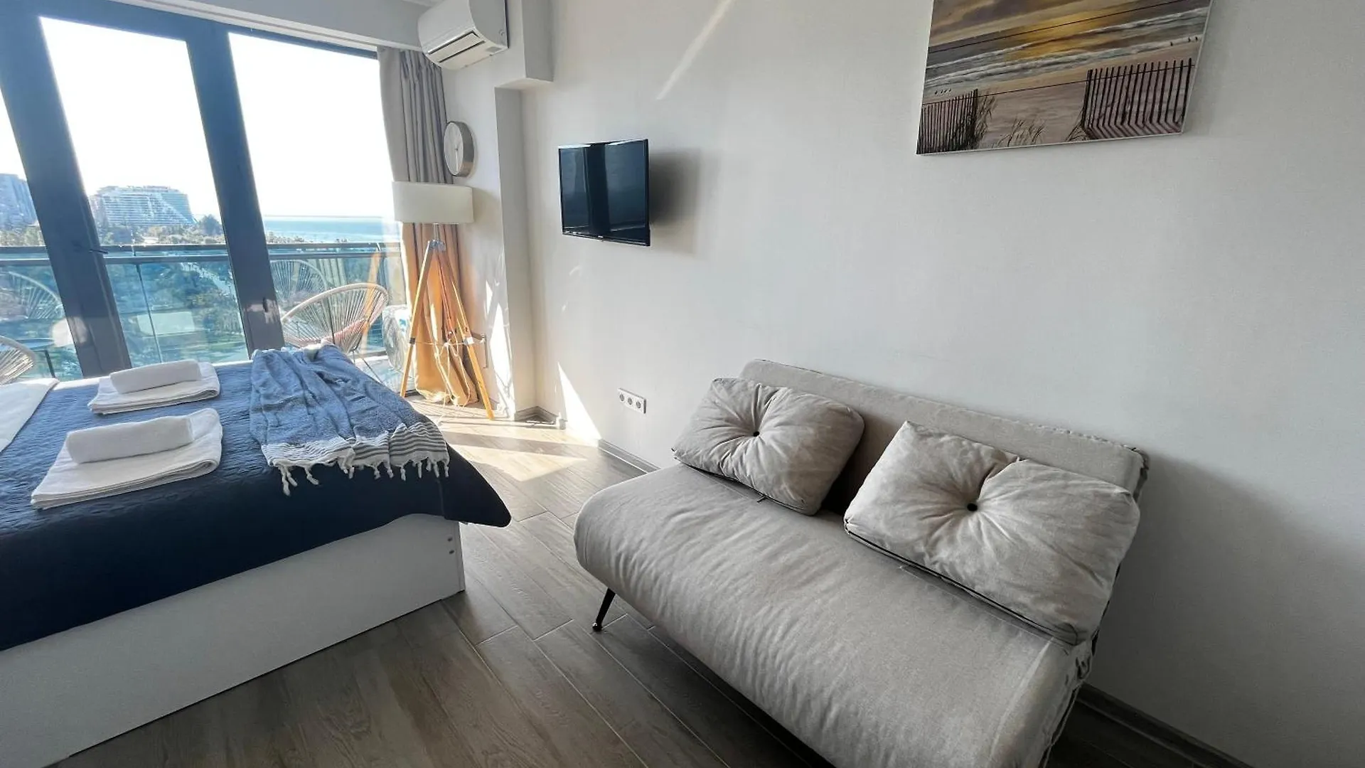 Уютная Студия С Видом На Море Batumi Apartment